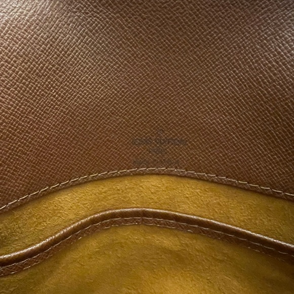 Authentic Louis Vuitton Musette Monogram Shoulder Bag! Vintage! EUC! - Picture 15 of 16